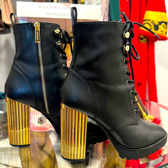 Michael Kors Shoes - Like New Michael Kors Platform Boots